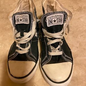 Converse One Star Junior Size 2